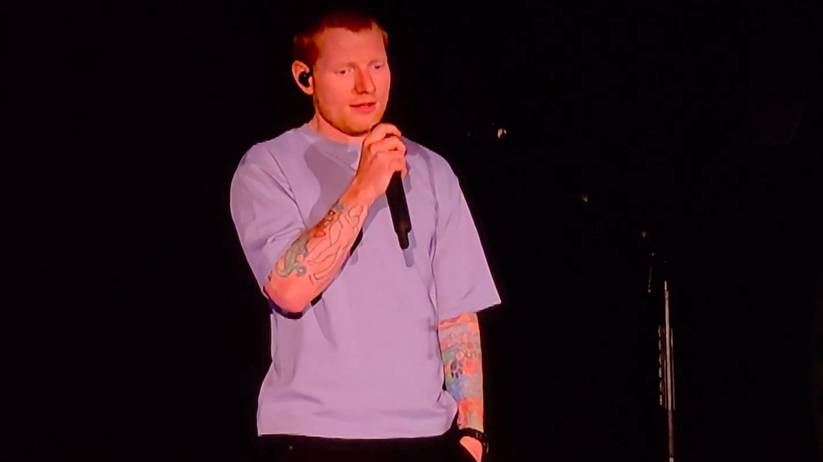 ‘I’m so, so sorry’: Ed Sheeran addresses Philadelphia crowd after controversy surrounding Macklemore sacking