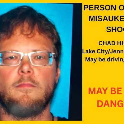 Five people and suspected gunman killed after mass shooting in US